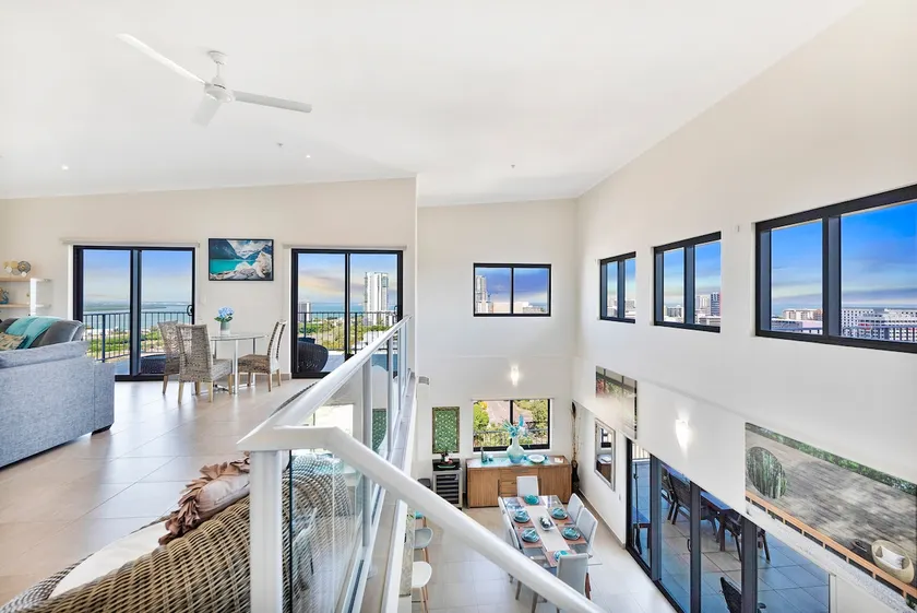 ZEN PINNACLE PENTHOUSE Darwin's Exclusive Zen Retreat in Darwin City - Image 1