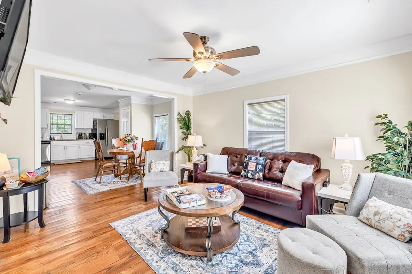 Charmer, 1/2 mile from the square with golf cart - Image 1