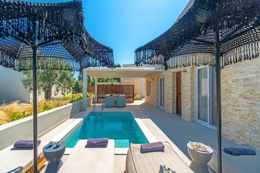 Utopia Eco Retreat - Image 1