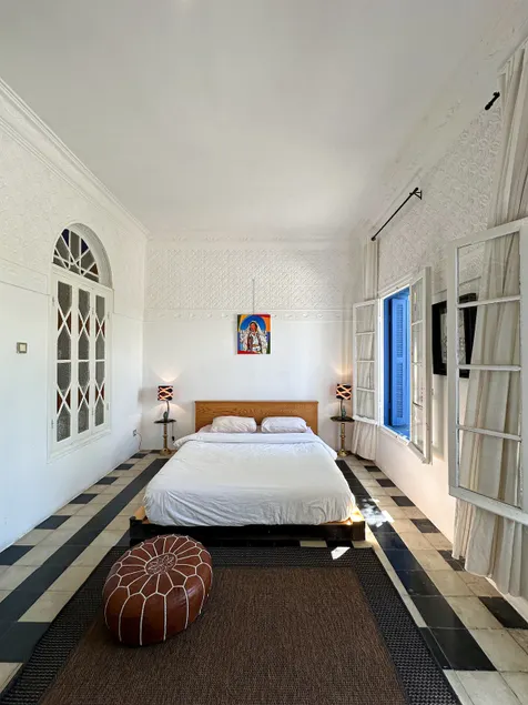 Cliff suite with sea view - Image 1