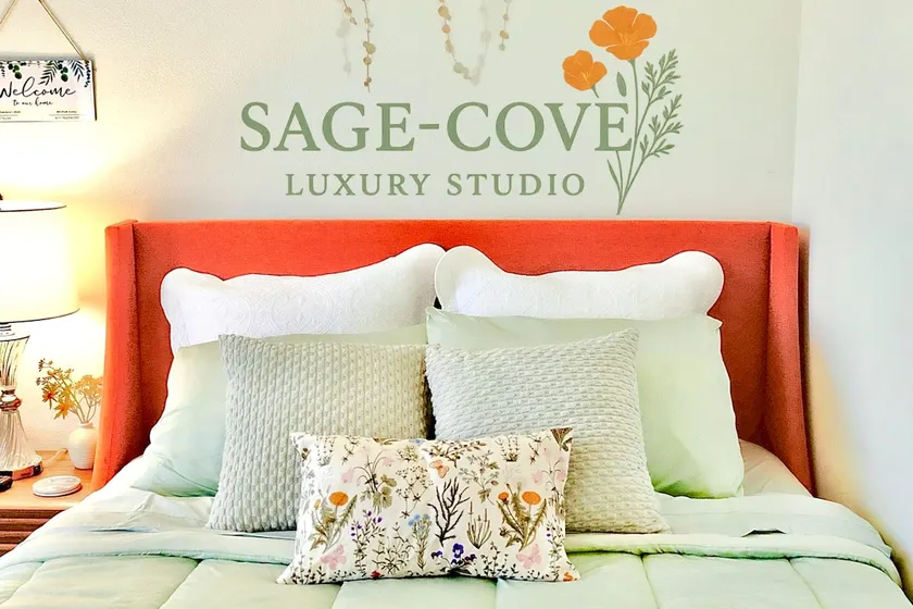 Sage-Cove Luxury Guest Studio at Miracle Mile - Image 1