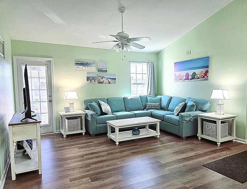 Cozy 1BR condo close to beaches, OWA & Sportsplex! - Image 1