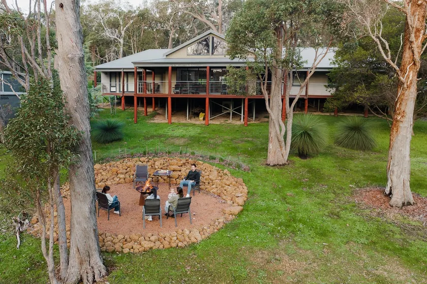 Redgum Treehouse - The Ultimate Down South Escape - Image 1
