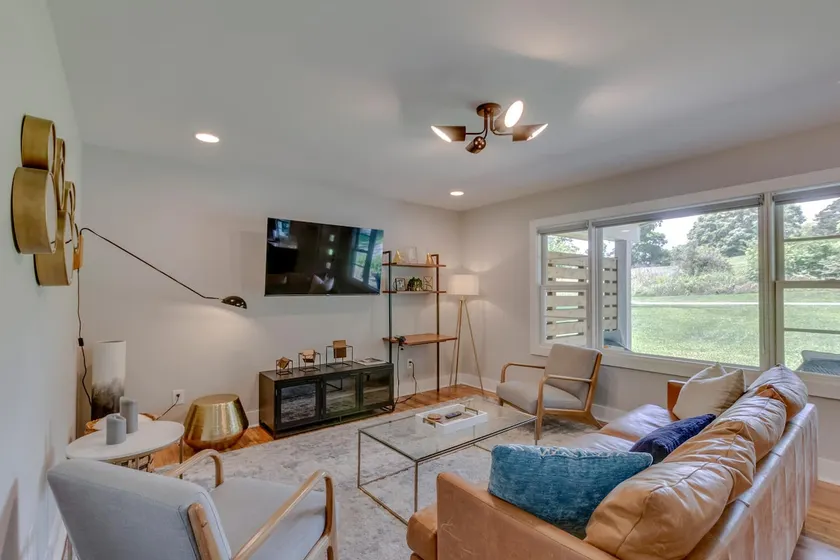 Historic Charm | Prime Franklin Location - Image 1