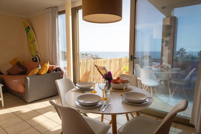 Flat with pool | Beach nearby - Image 1