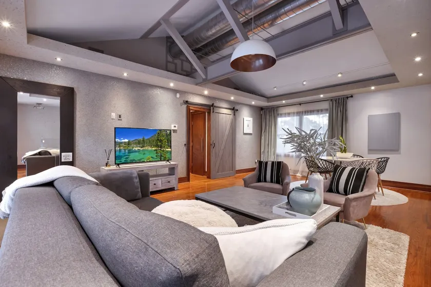 Brookhaven Buckhead modern home - Image 1