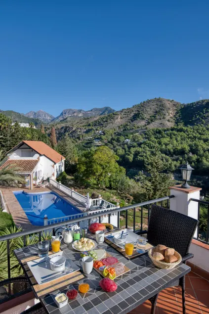 Wonderfull Garden Villa - Image 1