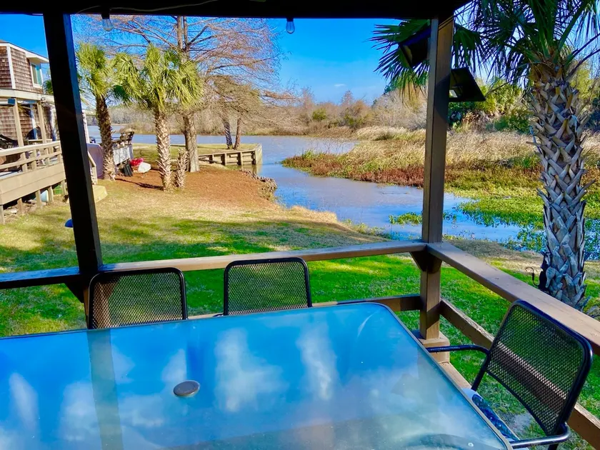 Pier Serenity Waterfront! - Image 1