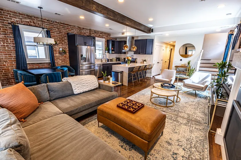Group Retreat|6BR 6BA|2 Kitchen|LoHi|Easy Checkout - Image 1