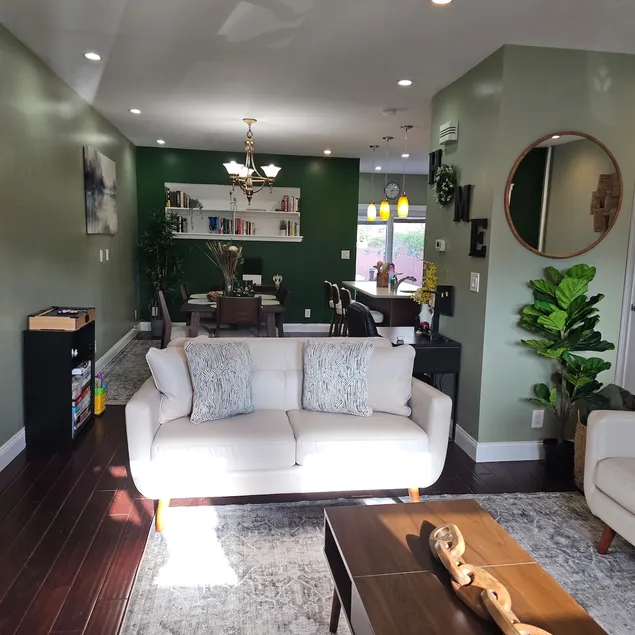Stylish Home with Private Backyard - Image 1