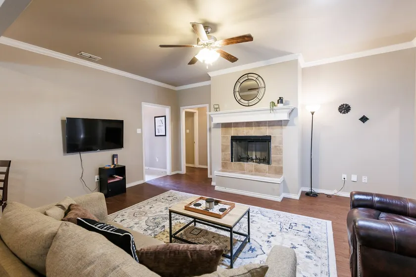Cozy Cul-de-sac | Comfy & Cute, Stylish Stay - Image 1