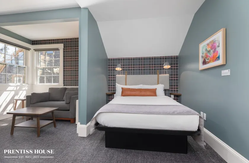 Cambridge, Prentiss House - Queen Suite | Rm 05 - Image 1