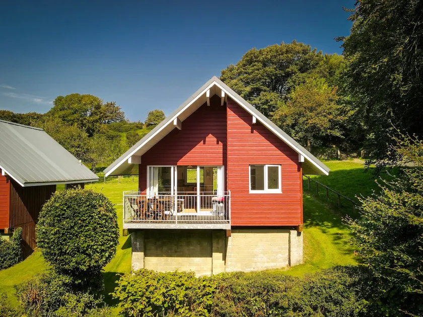 Ta Mill Cottages & Lodges - Meadowview Chalet 4 - Image 1