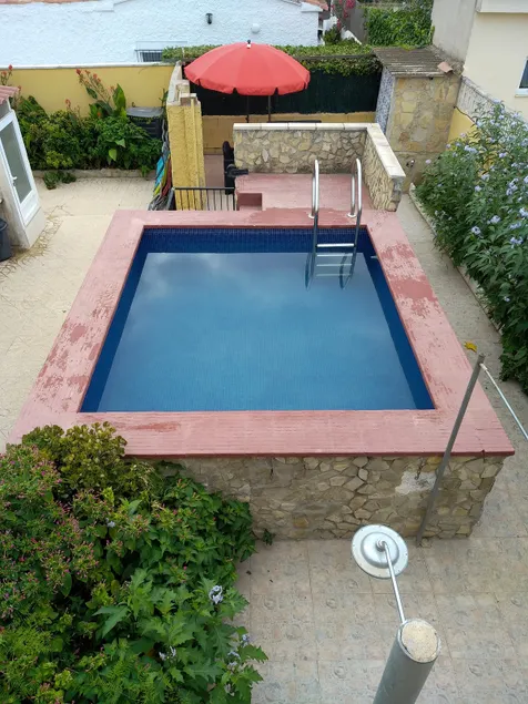 Typical Spanish villa - Image 1