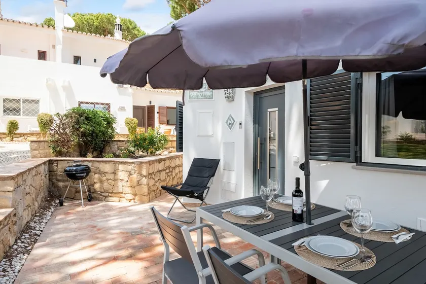 Villa at the beach - Image 1