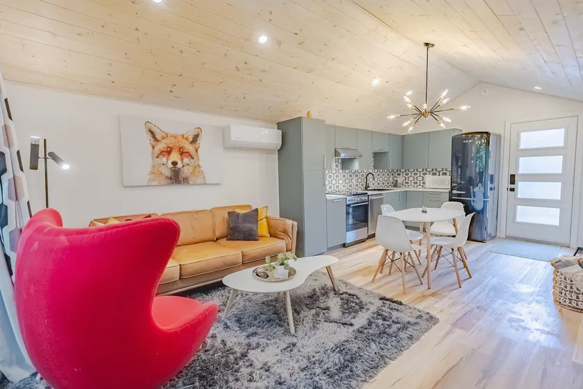 Red Fox 2-bedroom cottage - Image 1