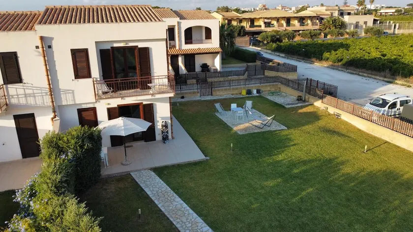 Aquilone - Sunset House - Image 1