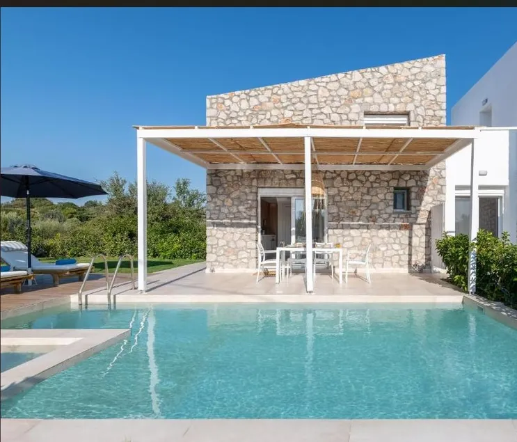 New Loft by Ossiano Pool Villas, Heating Pool,2 min drive to Haraki Beach & 10 to Lindos - Image 1
