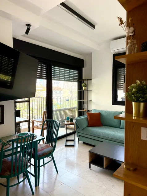 Designer 1BR w/MAMAD | Top Tel Aviv Location - Image 1