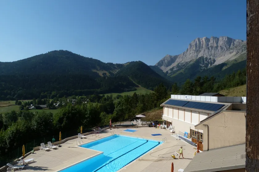 South-facing apartment, view of the mountains - Image 1