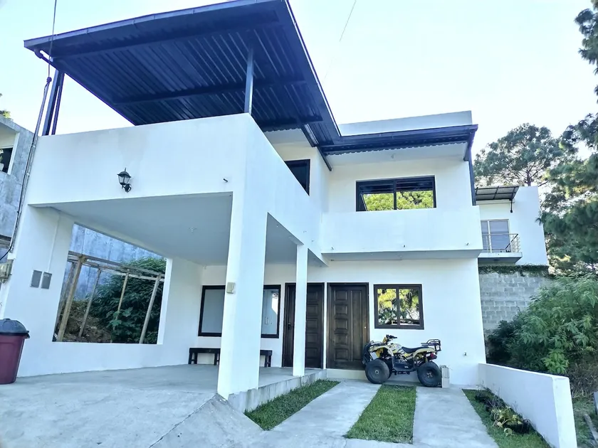 Modern Home w/WiFi, Parking om a Gated community - Image 1