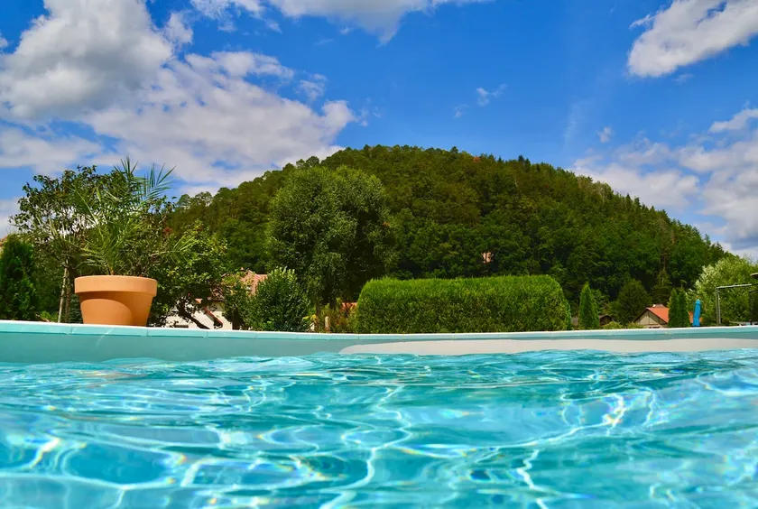 Entire house · Private pool & Jacuzzi - Image 1