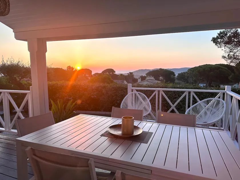 Nice Cozy House View of the Gulf of Saint Tropez - Image 1
