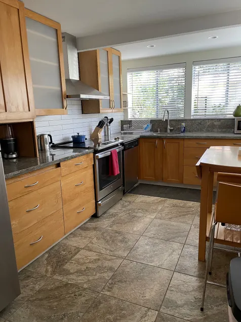 Heart of San Anselmo Spacious 1 Bd - Image 1