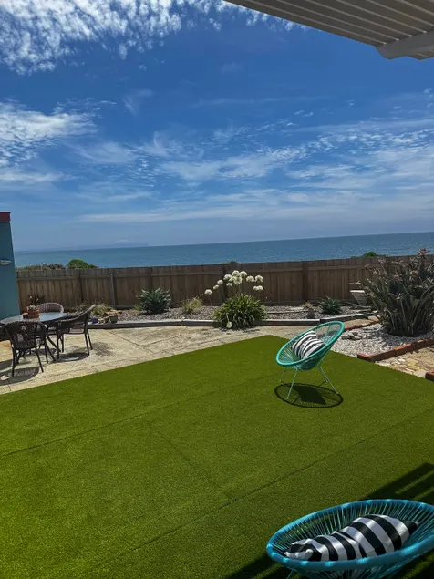 Peaceful Oceanfront Gem - Close to Town. - Image 1