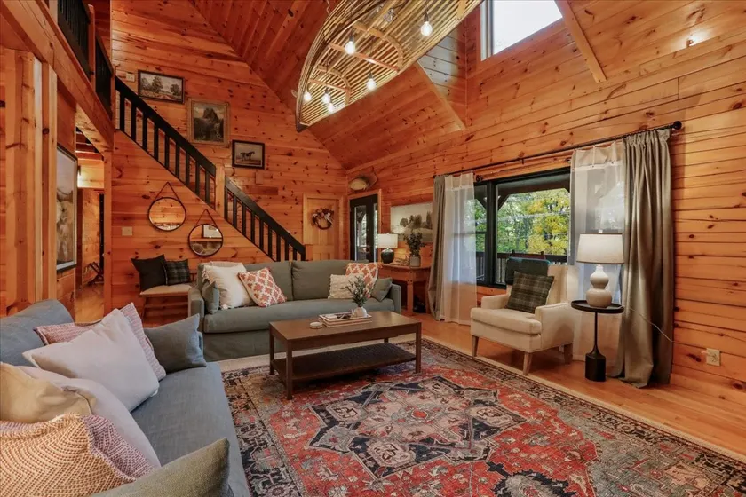 The Lodge at Skyline Parkway - Image 1
