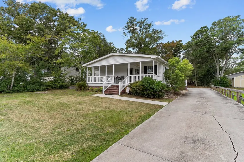 Kimmie's Place-6 Min to Beach, two family rooms! - Image 1