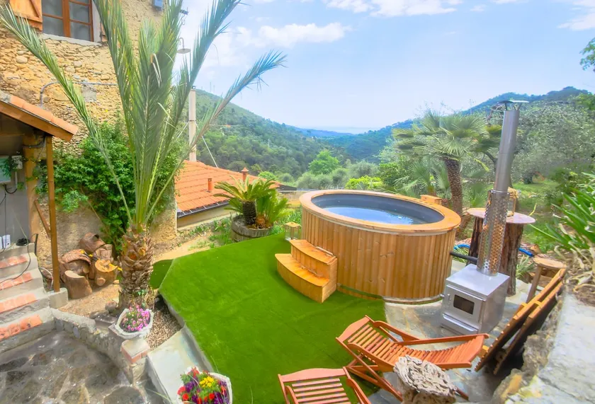 Riviera Dolce Vita villa with pool and sea view - Image 1