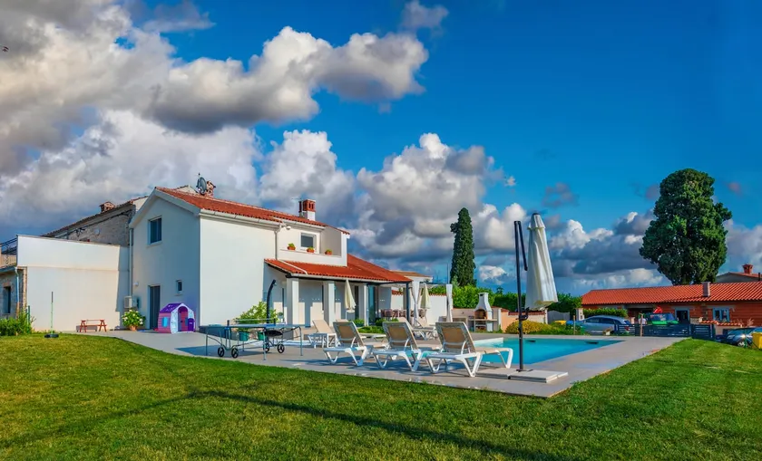 Villa Kati Bati, a perfect summer villa with pool - Image 1