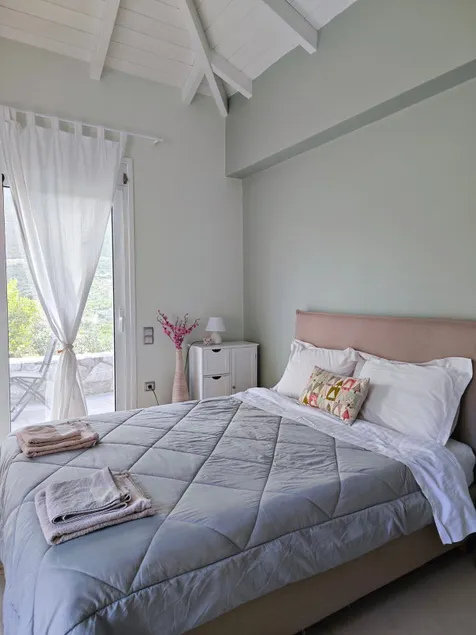 Melissafarm Guest House - Image 1