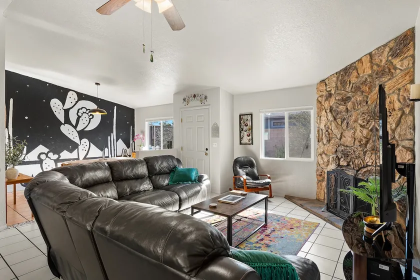 Sonoran Desert Retreat - Image 1
