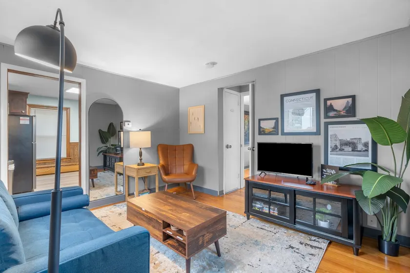 Pet-Friendly 1BR Apt | Near Downtown Manchester - Image 1