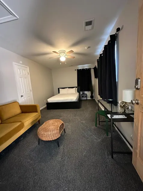 The Cottage at Sojourn: Buckroe - one bedroom - Image 1
