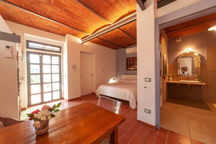 SUITE FLORENCIA CON ESTILO en medio de hermosos jardines y colinas de la Toscana - Image 1