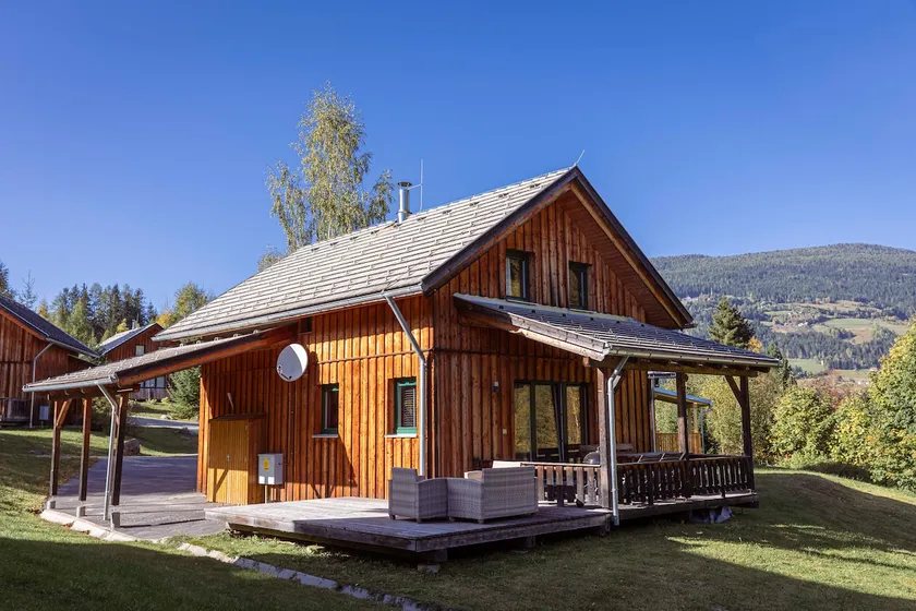 Vacation home # 124 with 4 bedrooms and IR sauna - Image 1