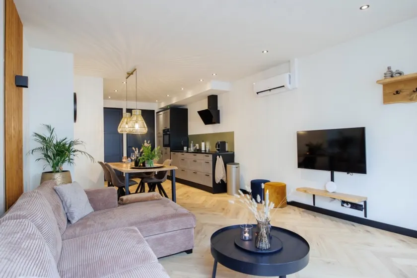 In the Mid - Deluxe apartment in the heart of Joure - Image 1