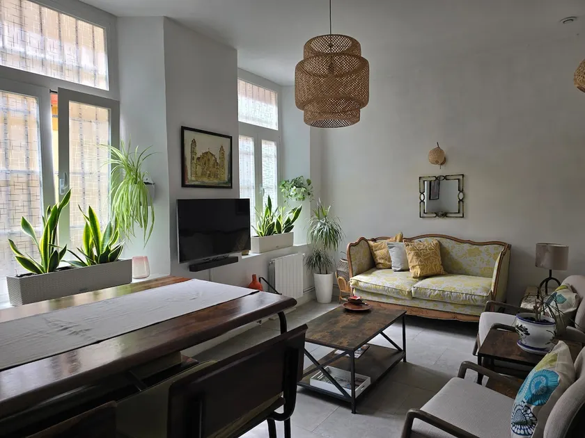 Cozy ground-floor 2-b flat 50m from Carreteria str - Image 1