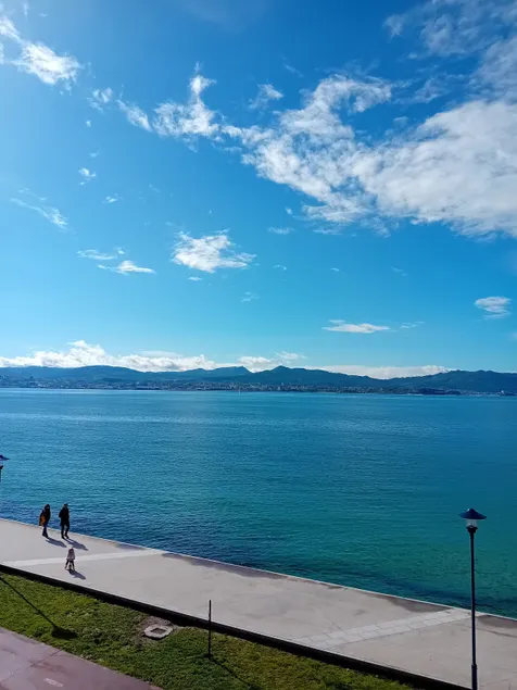 Pura Playa – Cangas – Beachfront – Rías Baixas - Image 1