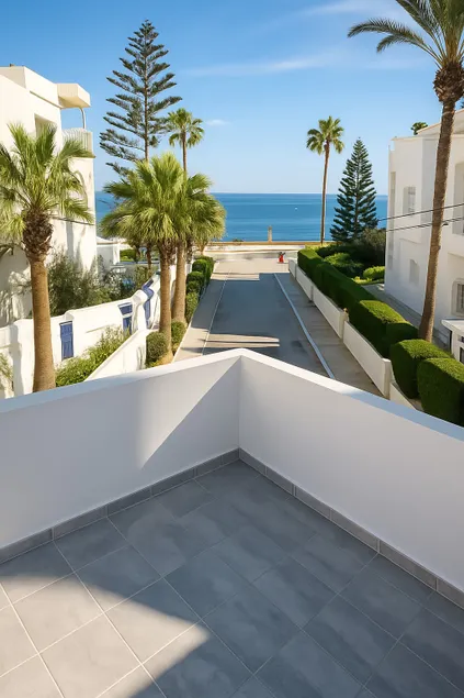 Modern apartment with sea view - Image 1