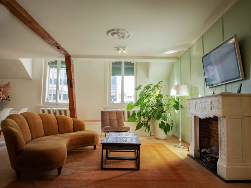 Family apartment in the heart of Bern with pool & sauna - Image 1