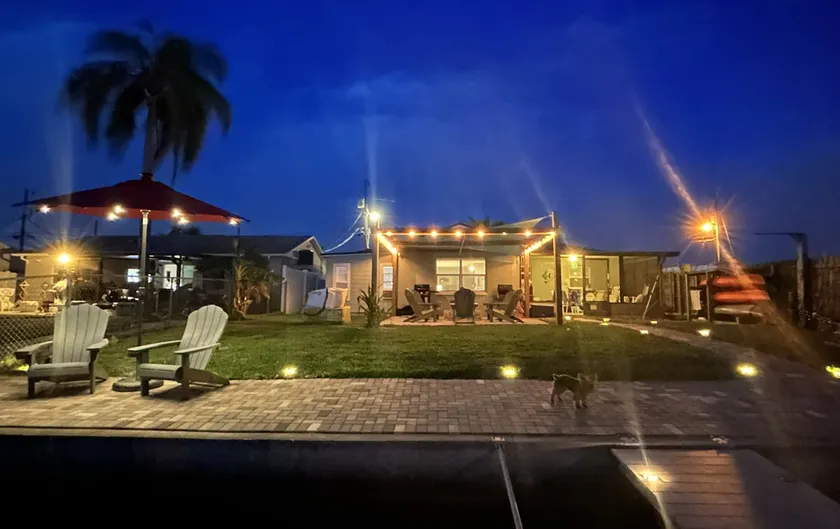 Angele's House, Waterfront with direct Gulf access - Image 1