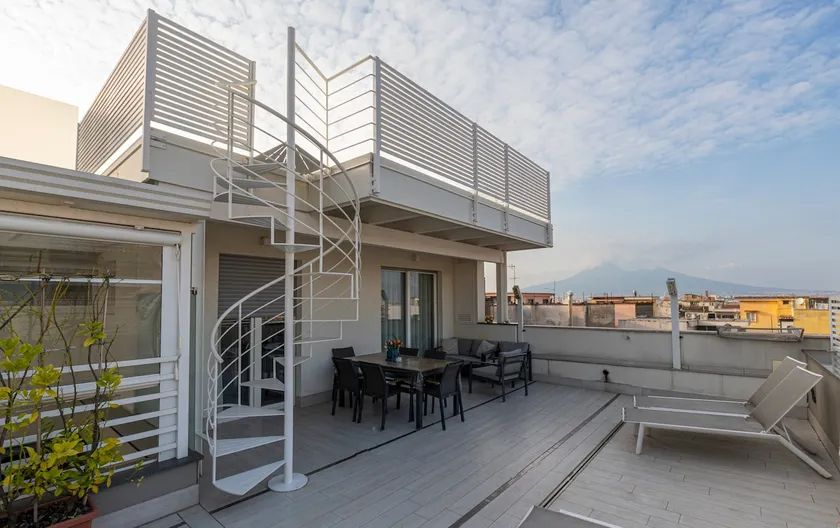 Apartment Vesuvius - Image 1