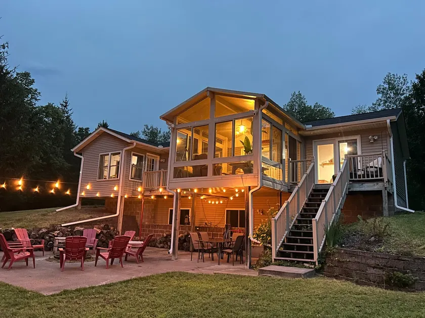 Scenic River Cabin | Banning StPark |Sauna,7 acres - Image 1