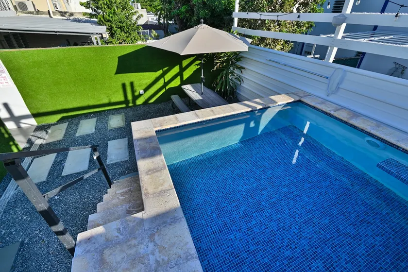 Complete house for up to 8 people with a pool. - Image 1