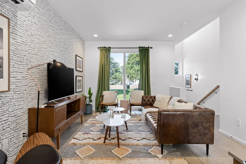 South Side Modern | DT Chattanooga| A+ Walkable - Image 1