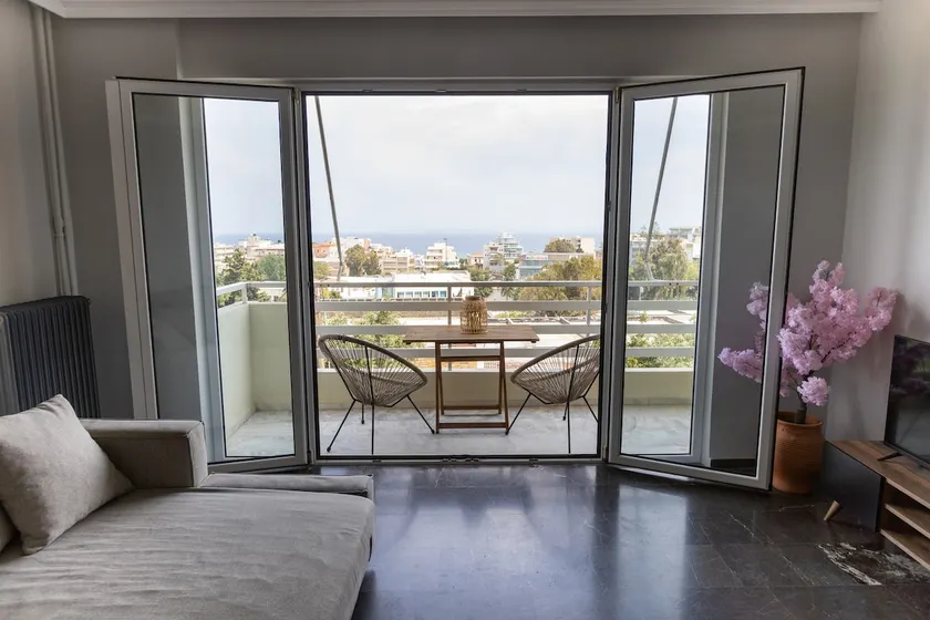 Panoramic Loft - Image 1